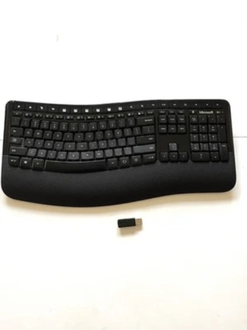 Microsoft Comfort Wireless Keyboard 5050 With Dongle